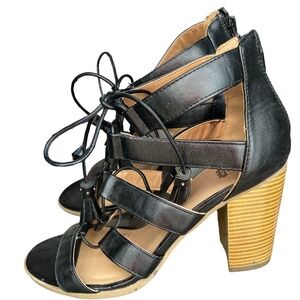Sandals Sz 8 Lace Up Route 66 three inch heels‎